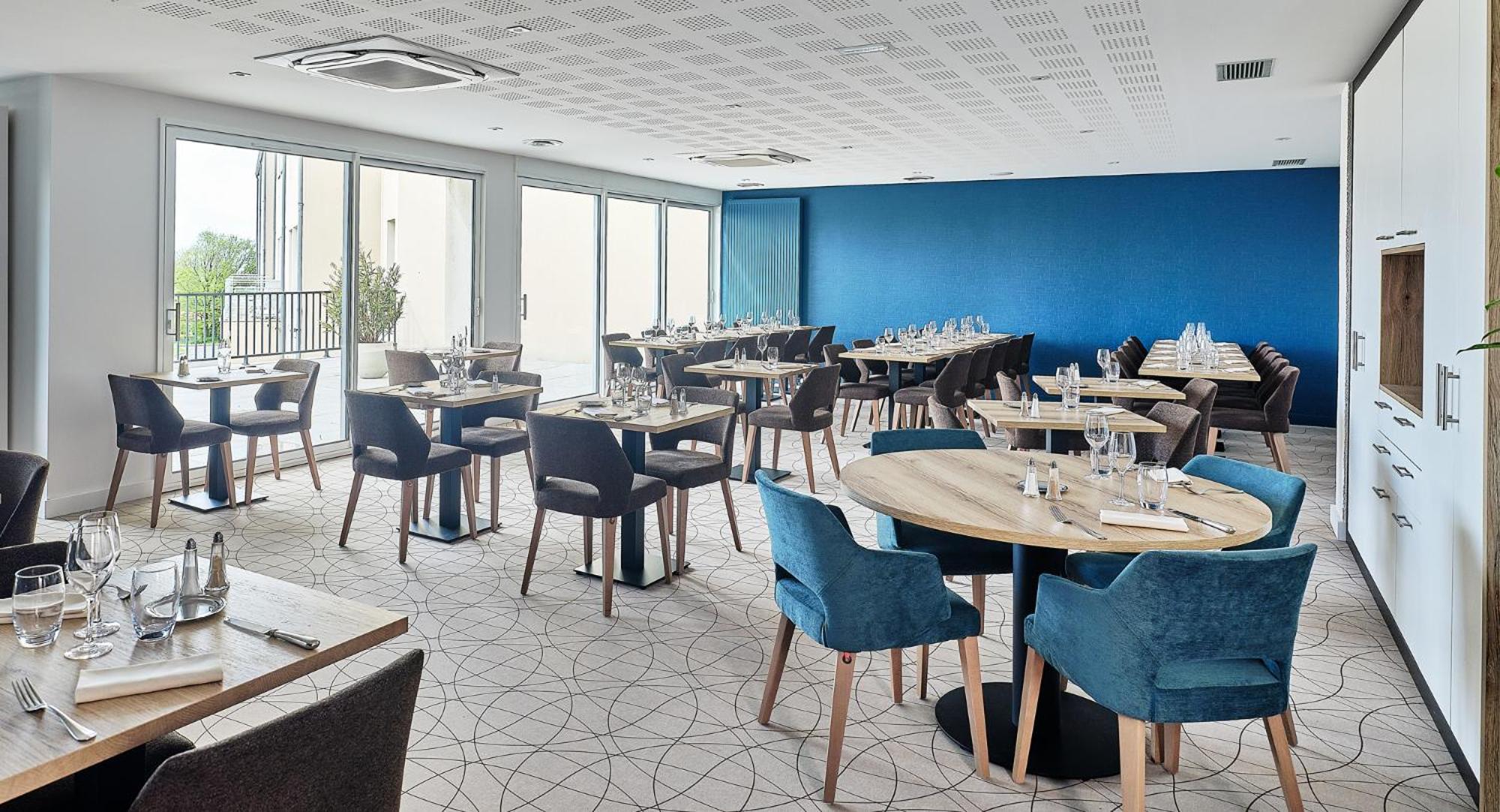 Logis Hotel Restaurant Aloe Les Herbiers Exterior foto